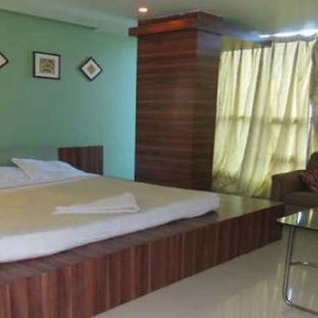 Hotel Bhubaneswari Classic Brahmapur Екстер'єр фото