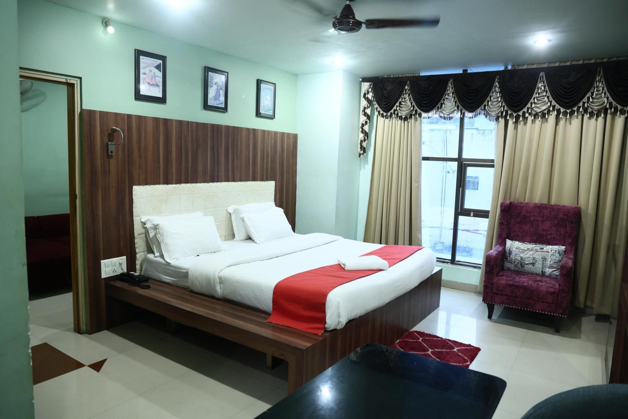 Hotel Bhubaneswari Classic Brahmapur Екстер'єр фото