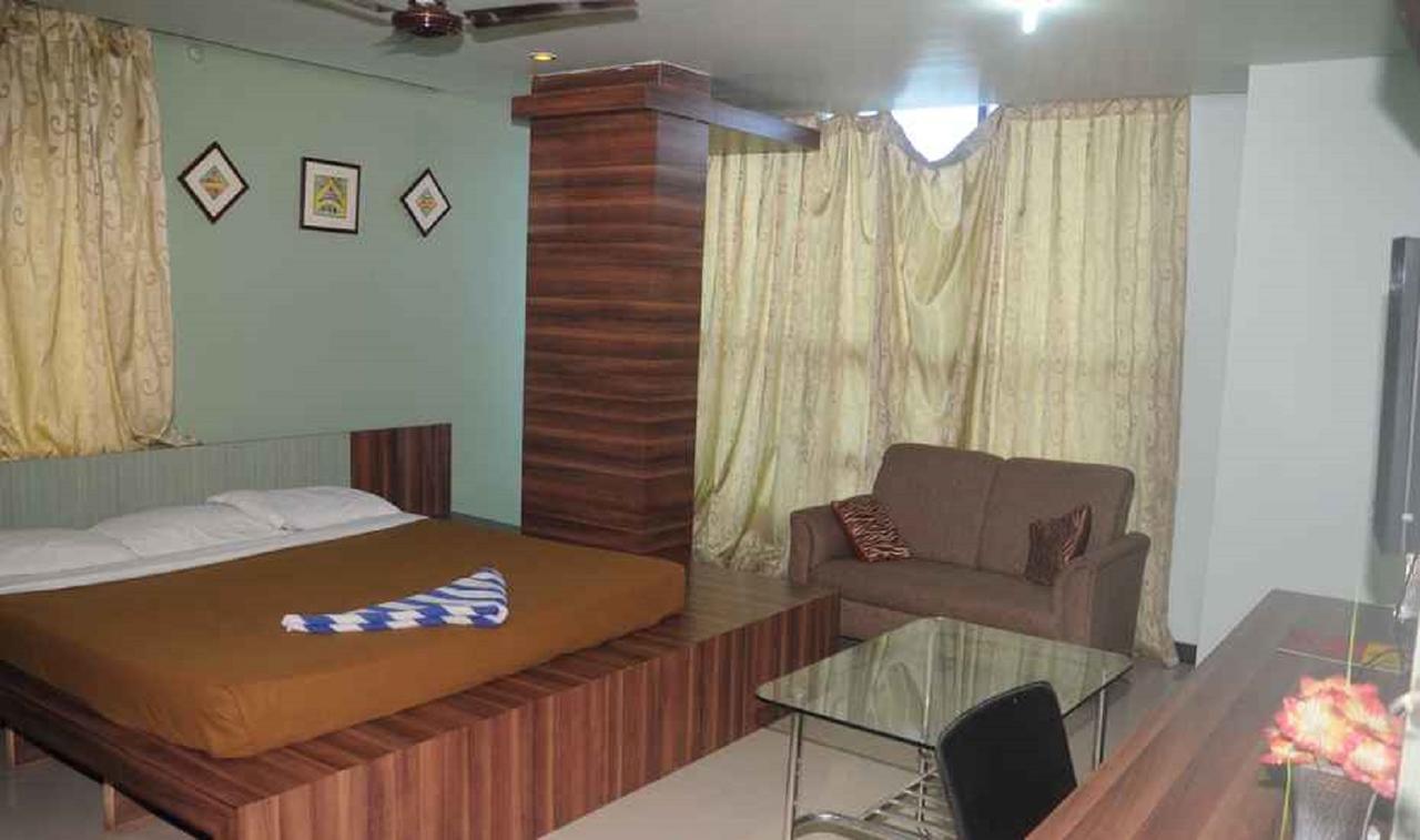 Hotel Bhubaneswari Classic Brahmapur Екстер'єр фото